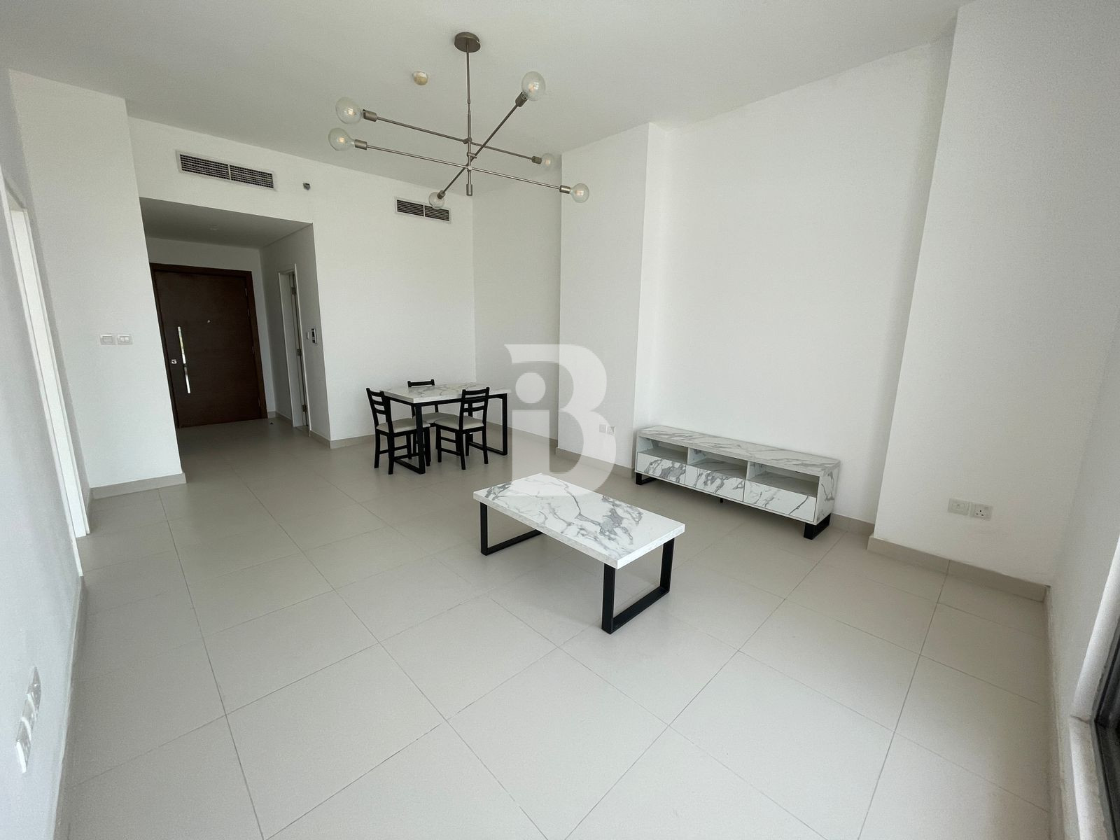 1BR - UNFURNISHED | DOWNTOWN SKYLINE | SPACIOUS