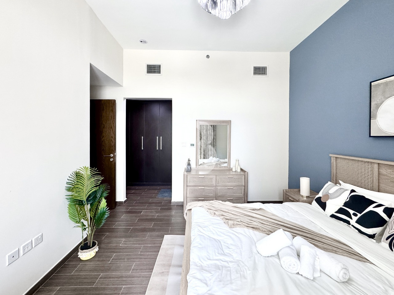 Spacious 2BR Apartment | Furnished | Near Metro