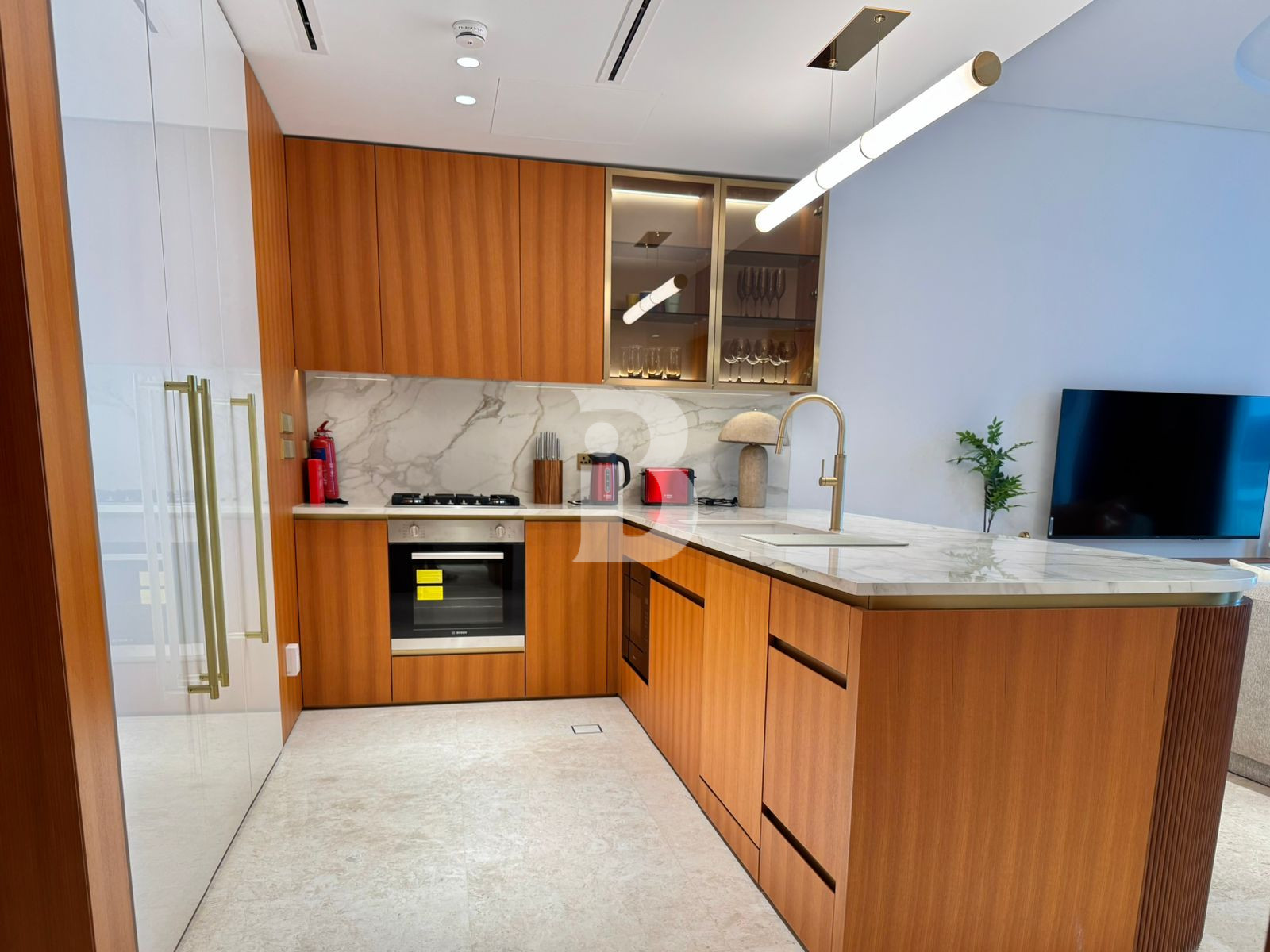 PRIVATE BEACH | FULLY FURNISHED | LUXURY