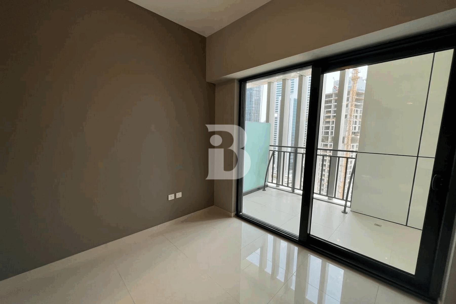 Spacious Layout | High Floor | Unfurnished