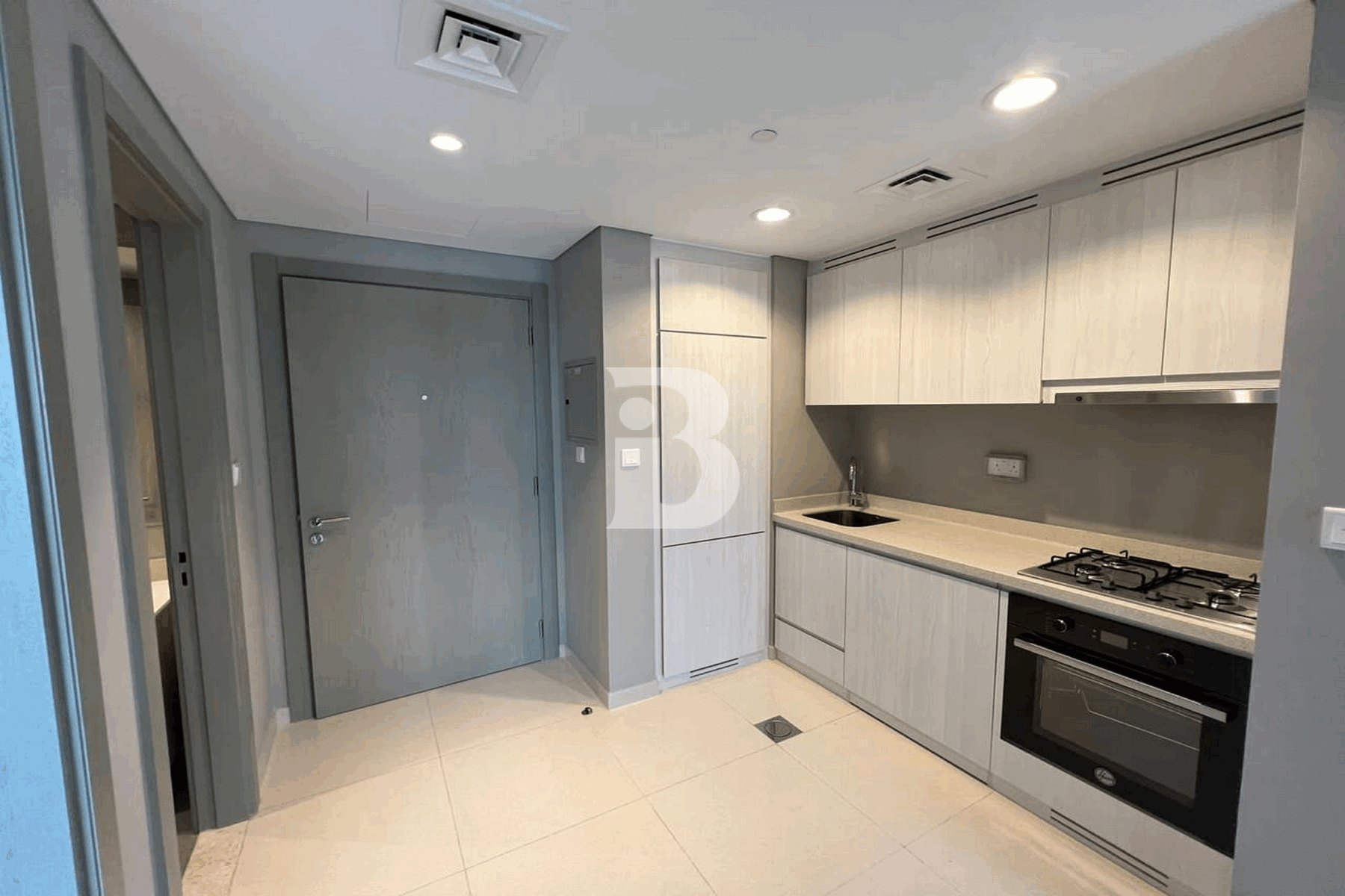 Spacious Layout | High Floor | Unfurnished