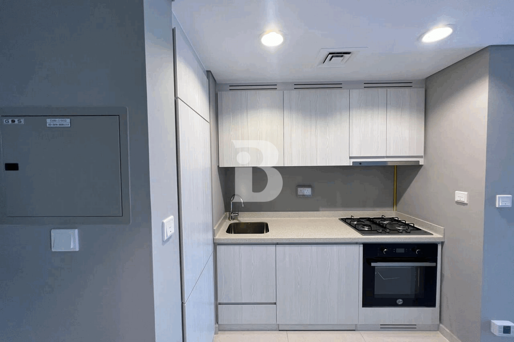 Spacious Layout | High Floor | Unfurnished