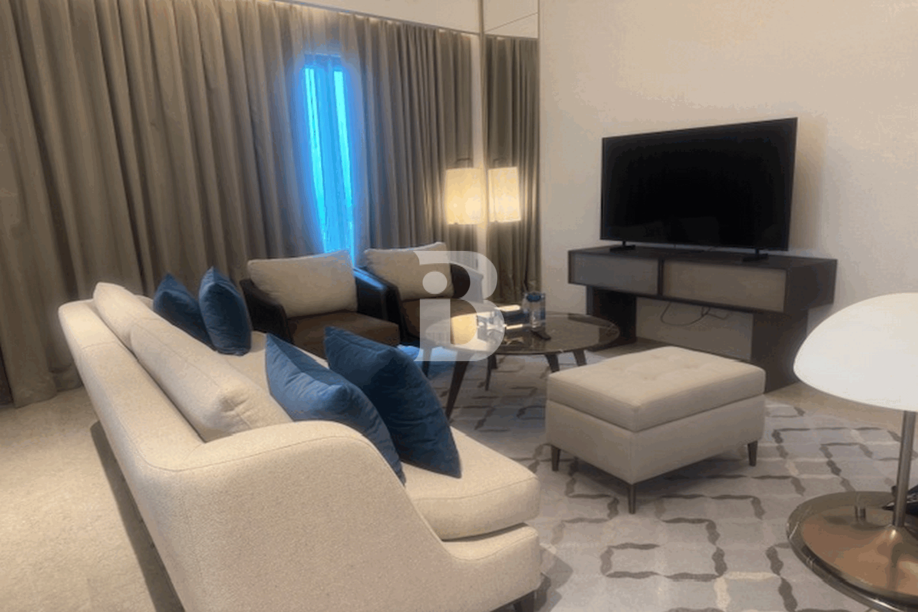 LUXURIOUS AMENITIES | HIGH FLOOR | BRIGHT LAYOUT