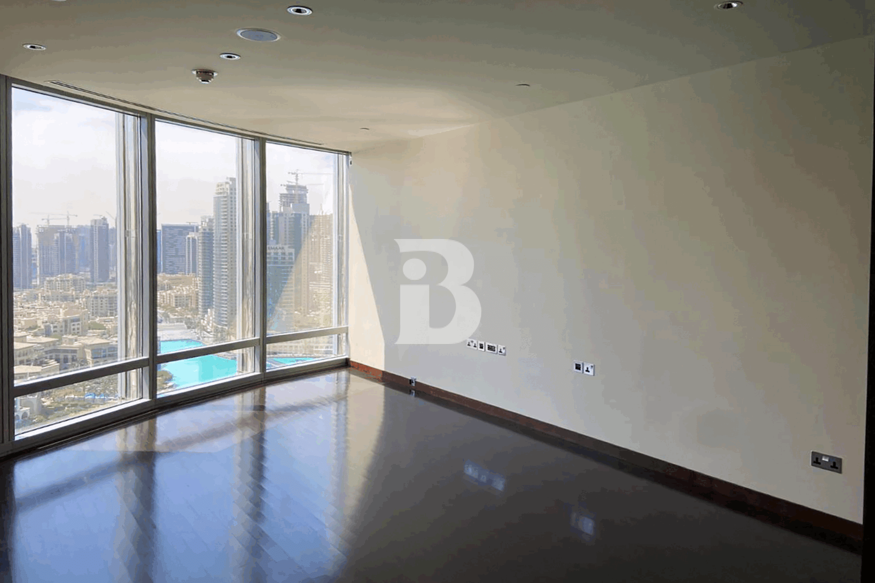 ICONIC | LUXURY AMENITIES | FOUNTAIN SKYLINE VIEWS