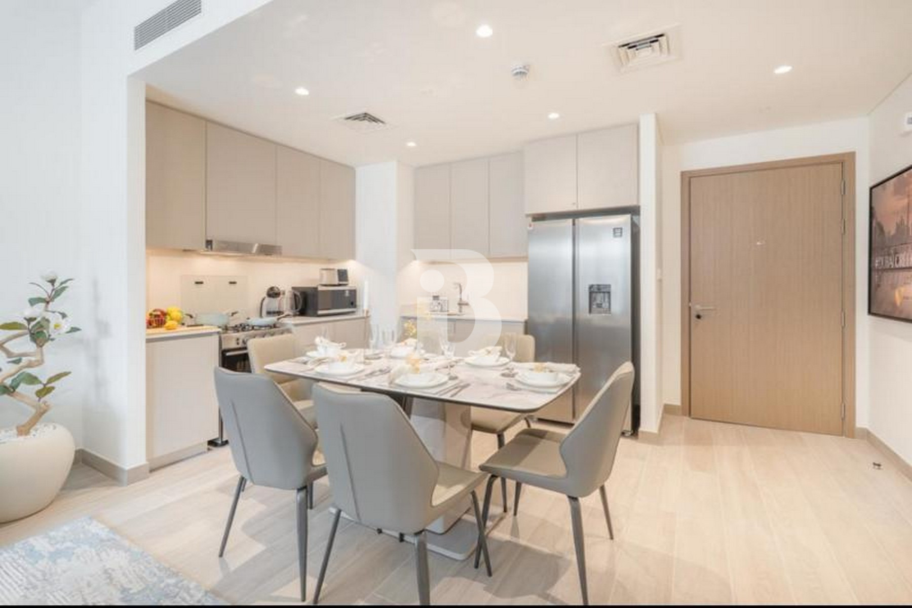 Chiller Free| Cozy furnished| Creek Beach view