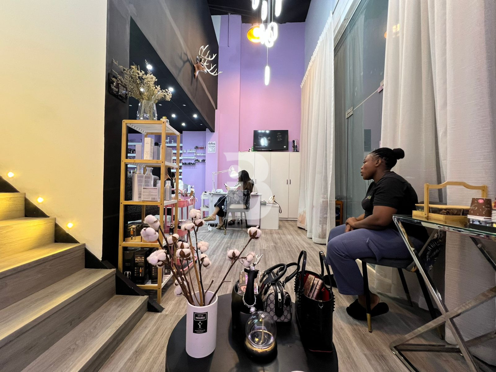 PRIME and IDEAL RETAIL | PARK VIEWS | HIGH ROI