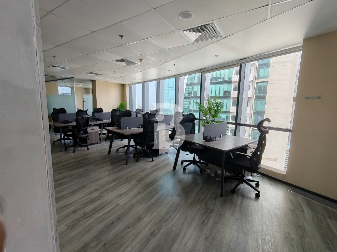PREMIUM BUILD | FITTED AND PARTITIONED | MODERN