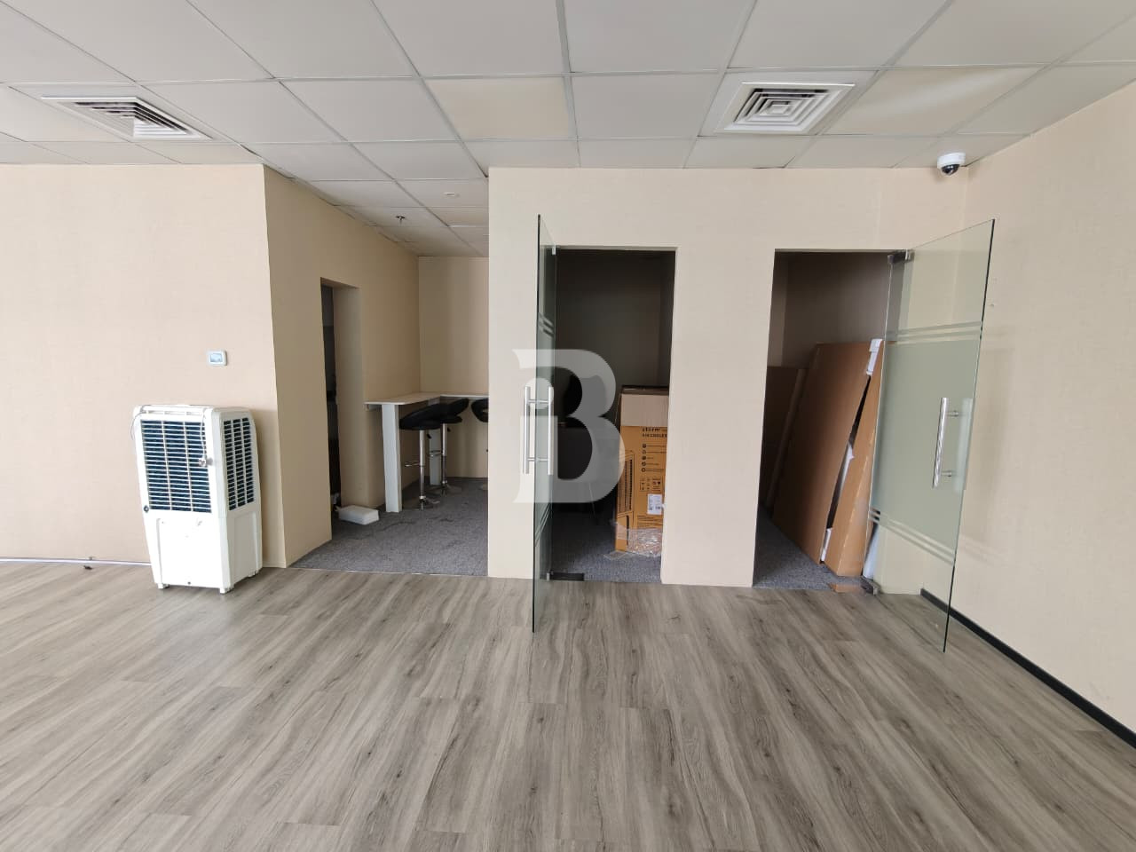 PREMIUM BUILD | FITTED AND PARTITIONED | MODERN