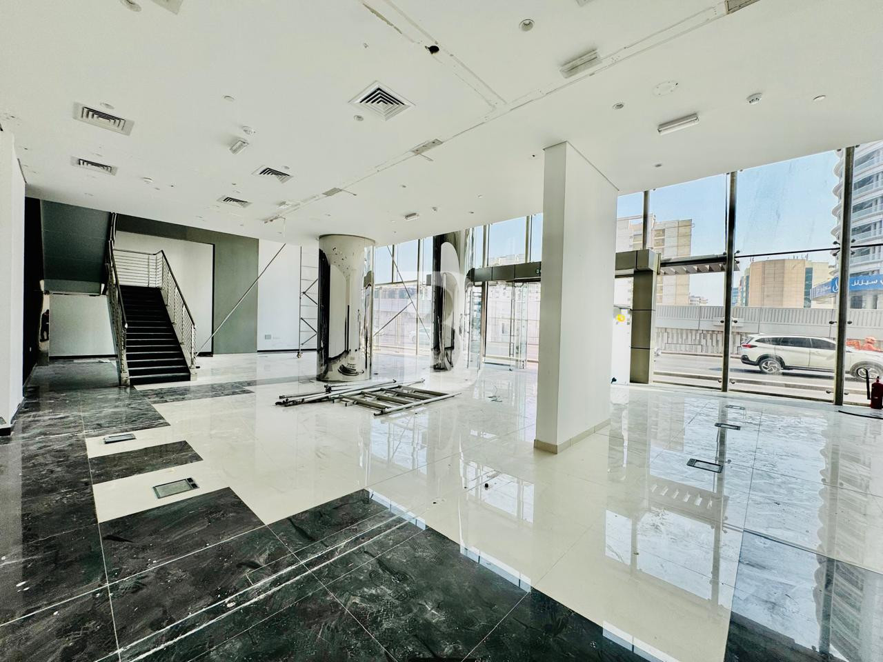 Showroom | Main Road Facing | Good Visibility