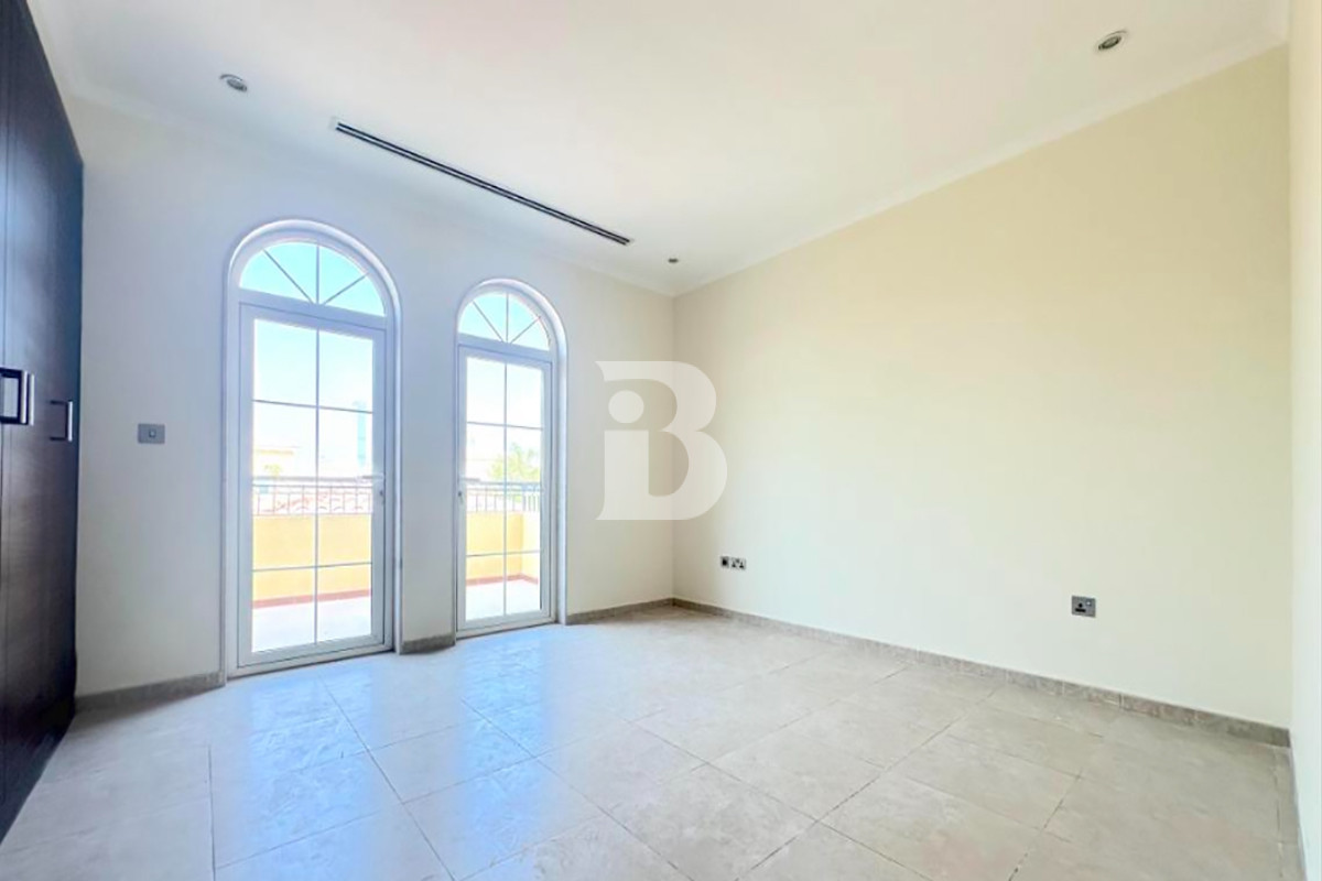 3BR Villa | Spacious | Vacant | Prime location