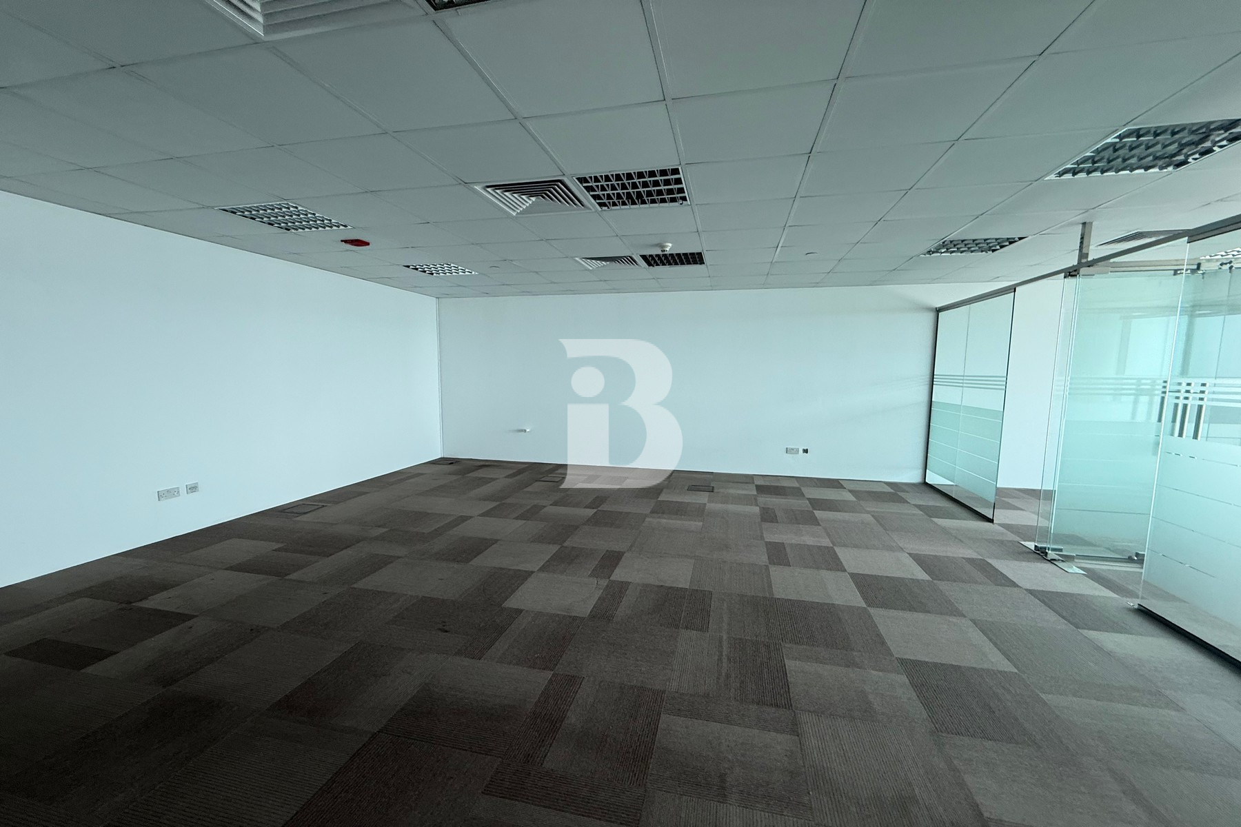 STABLES VIEW | HIGH FLOOR | LESS TRAFFIC