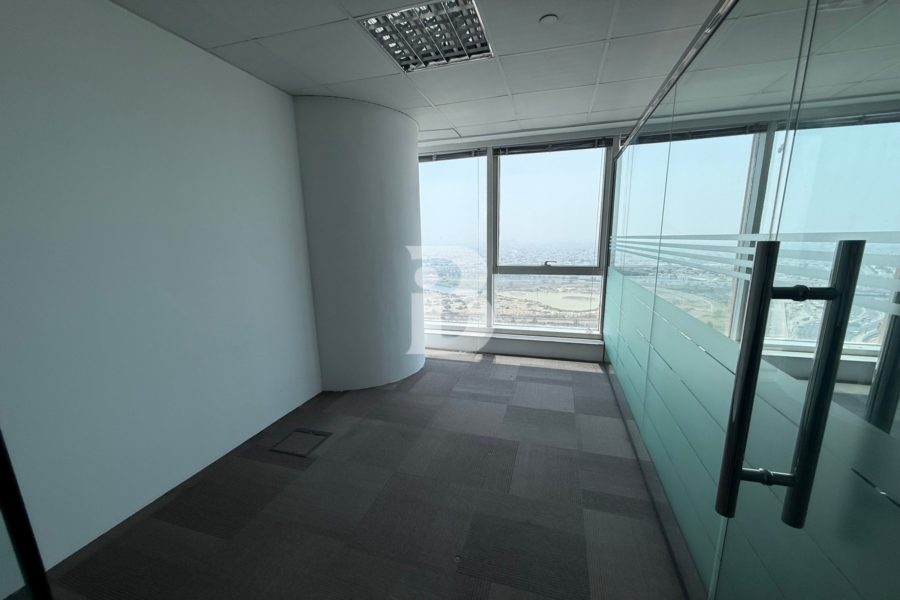 STABLES VIEW | HIGH FLOOR | LESS TRAFFIC