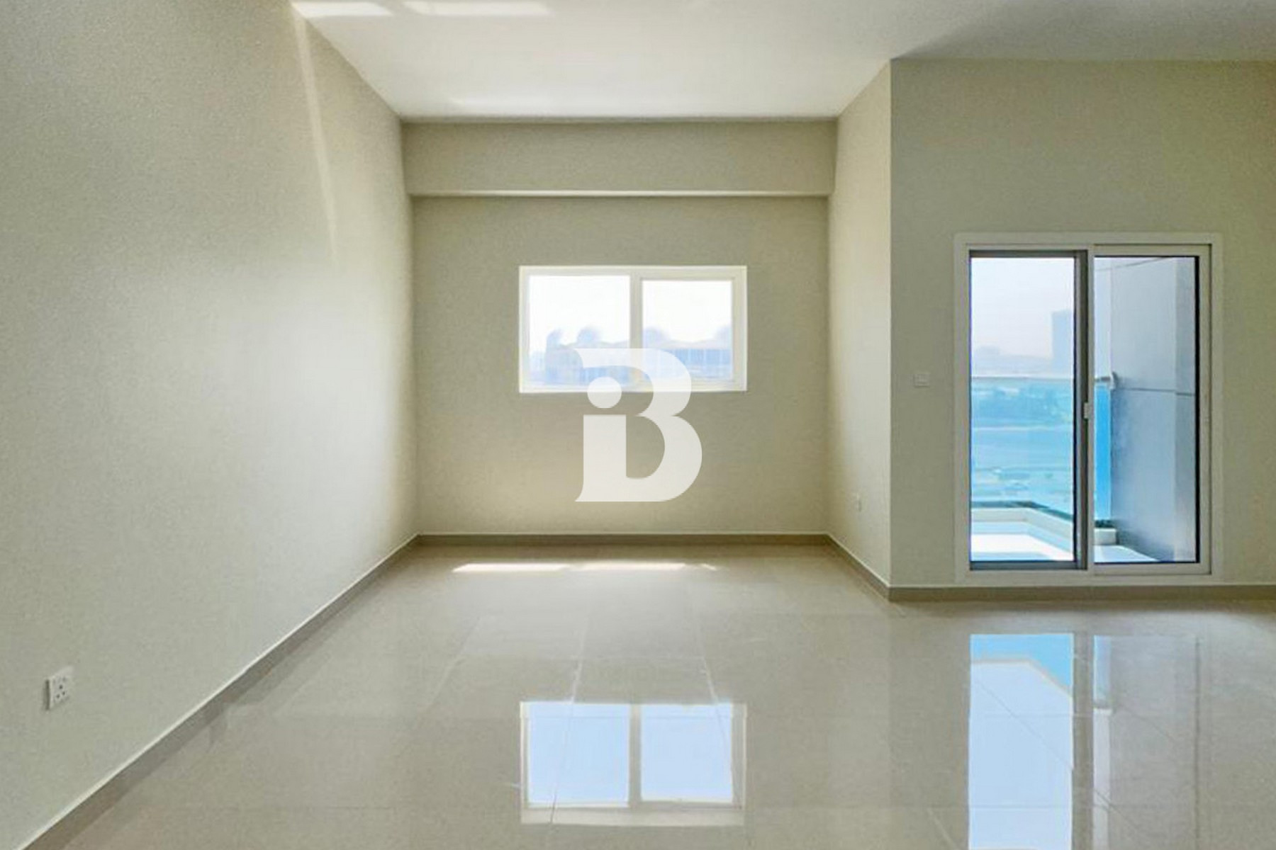 Mid floor | Open view | Ready to Move in