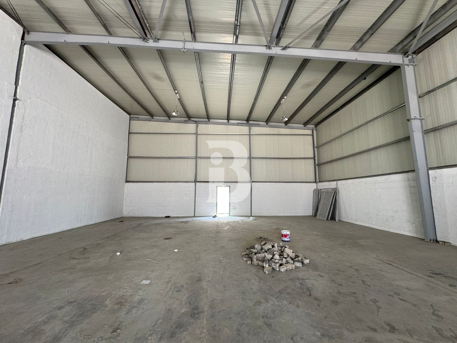 ENTIRE COMPOUND | CLOSE TO SZR | 7 MTRS HEIGHT