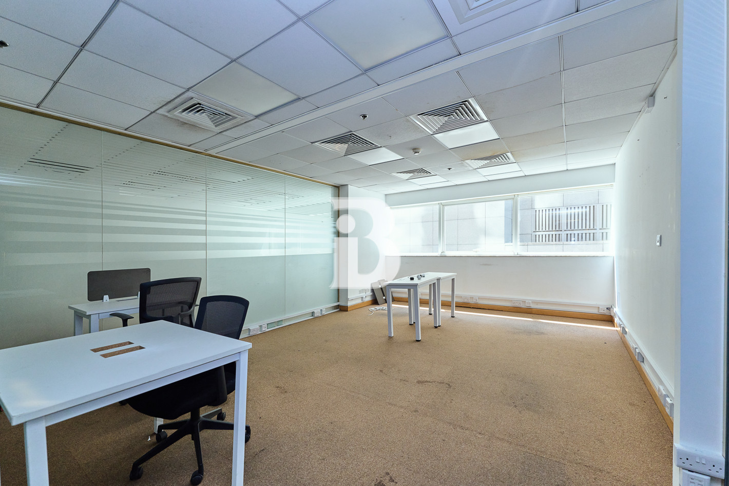 Rare Unit | 5 star Property | Near Metro