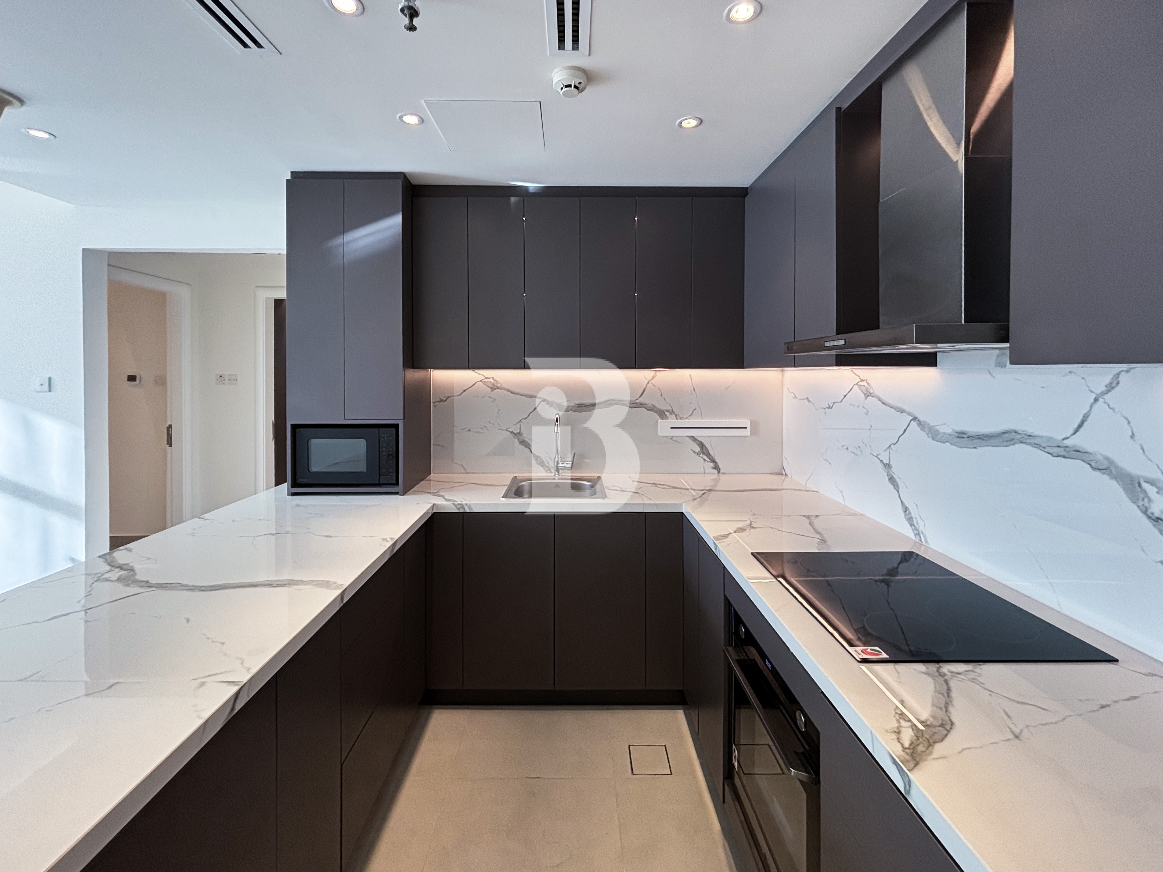 FULLY RENOVATED | VACANT | FULLY FURNISHED