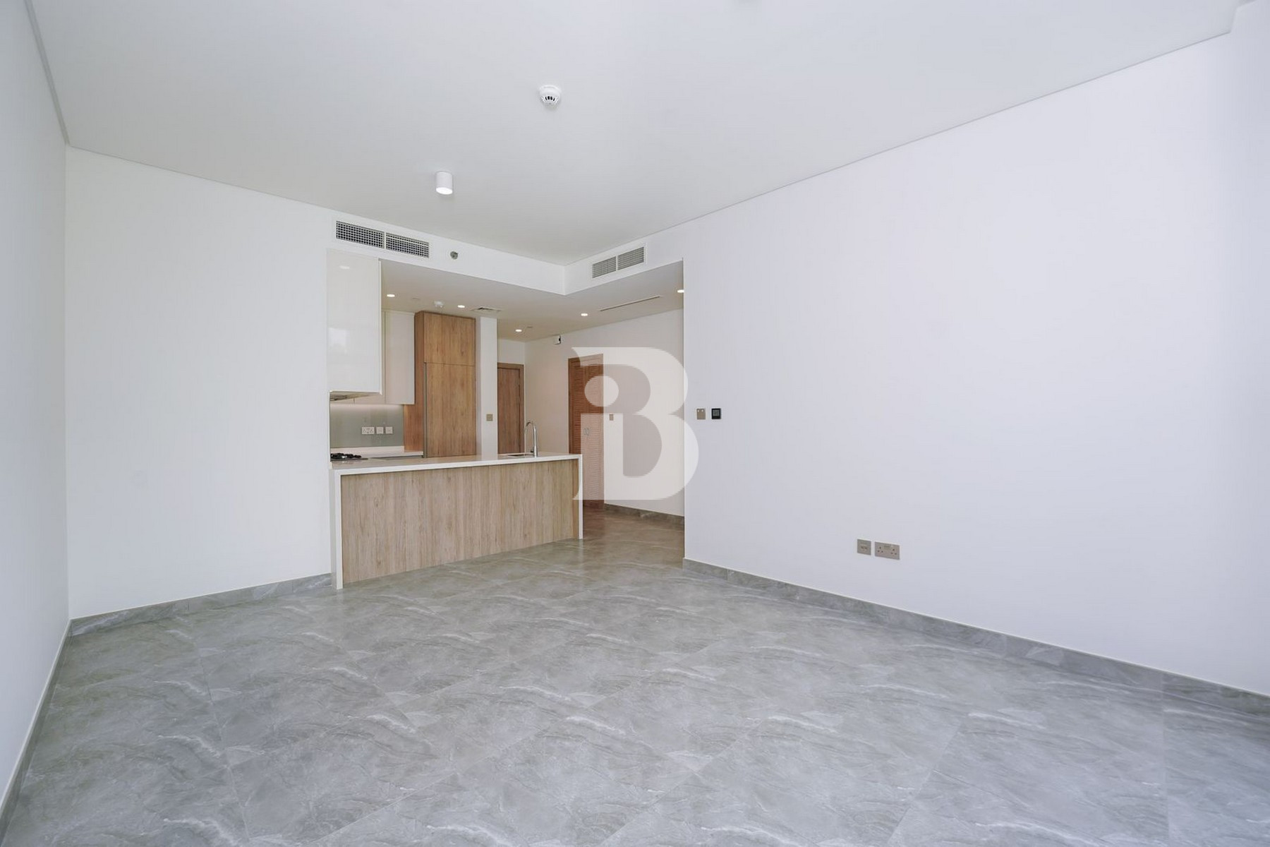 Canal View | low Floor | Heart of Dubai