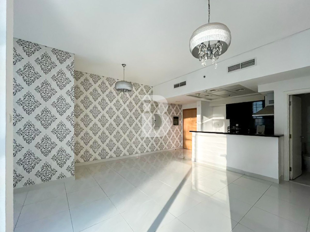 Unfurnished | High Floor | Prime Business Bay Location