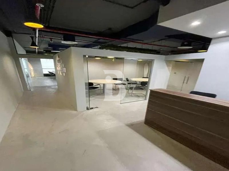 Plug Play Office | Vacant | Immediate Occupancy