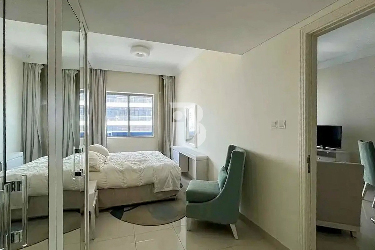 BIG LAYOUT | VACANT | FURNISHED | NO AGENTS