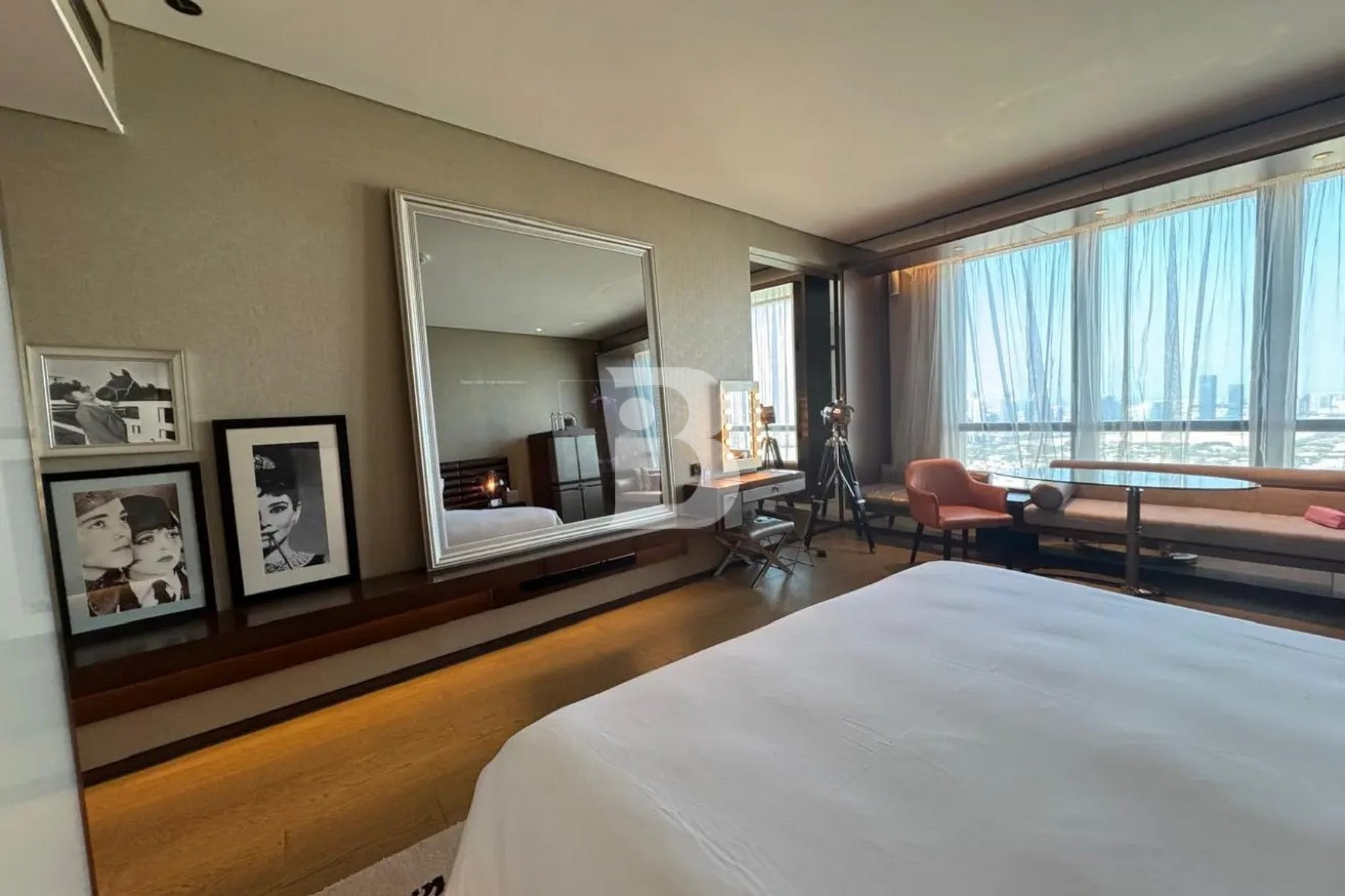 Spacious Layout|Fully Furnished|Ideal Investment