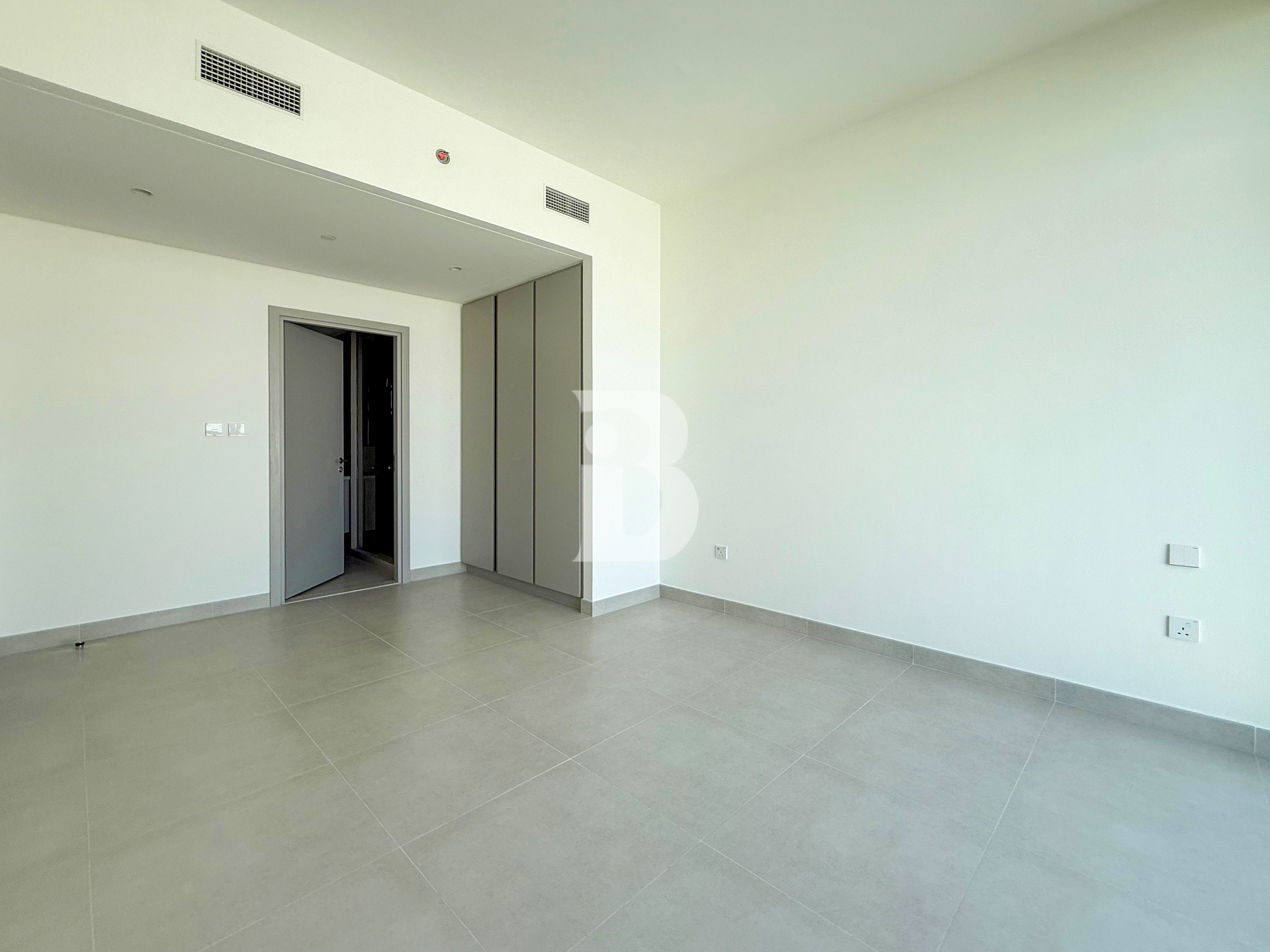 Full Creek Beach and Sea View | Brand New