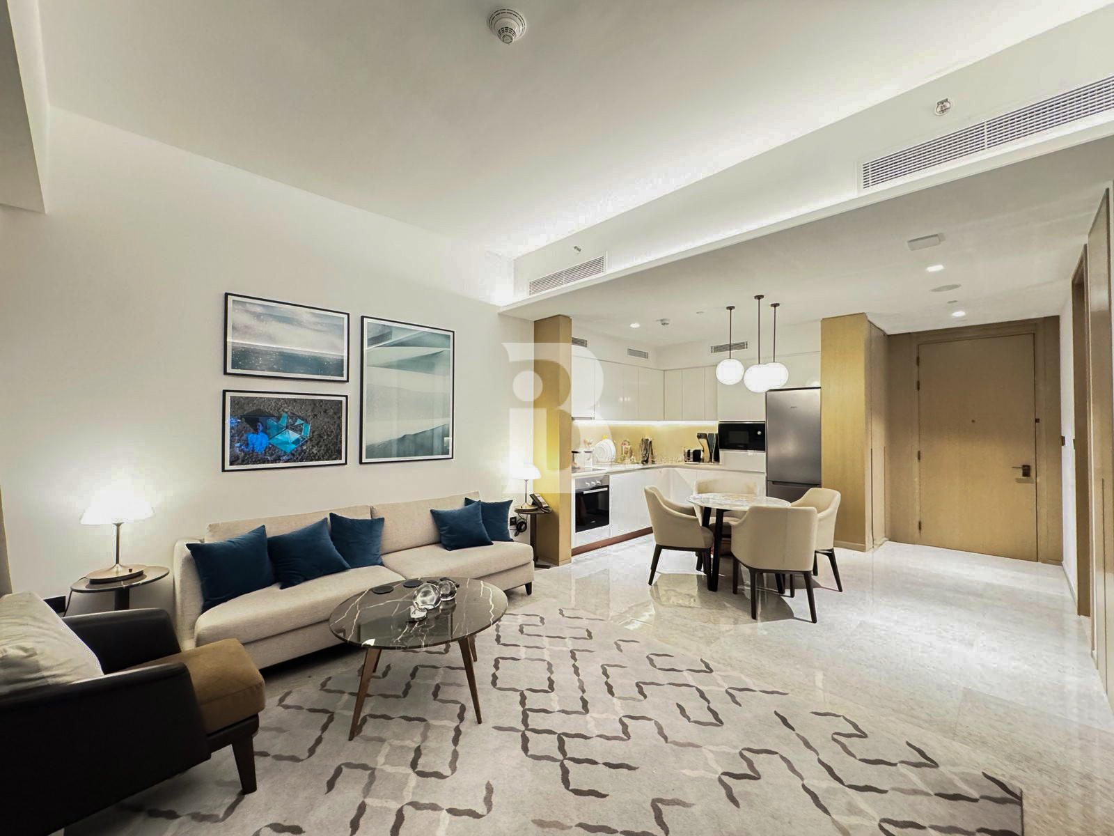 CREEK VIEW | BRIGHT LAYOUT | LUXURIOUS AMENITIES