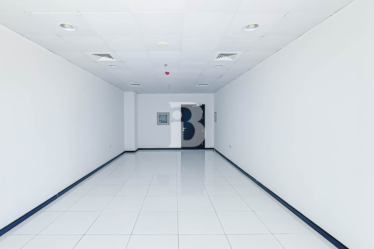 Exclusive | Vastu | Fitted Open space