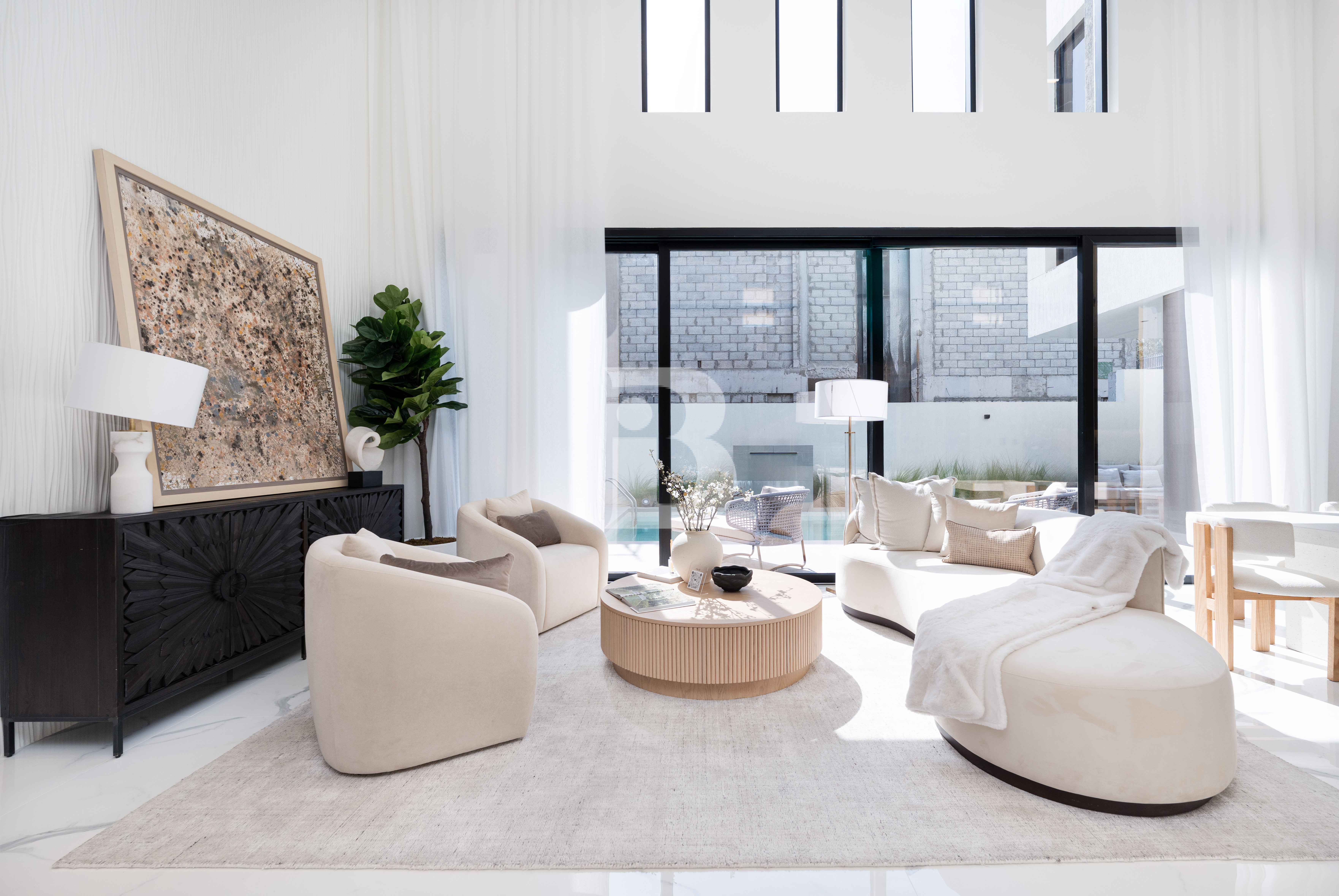 Ultra-Luxury 5BR Villa with Pool and Lift