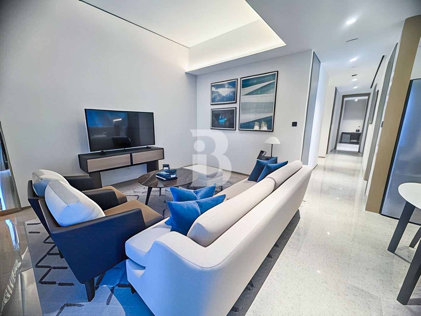 LUXURIOUS AMENITIES | HIGH FLOOR | STUNNING VIEWS