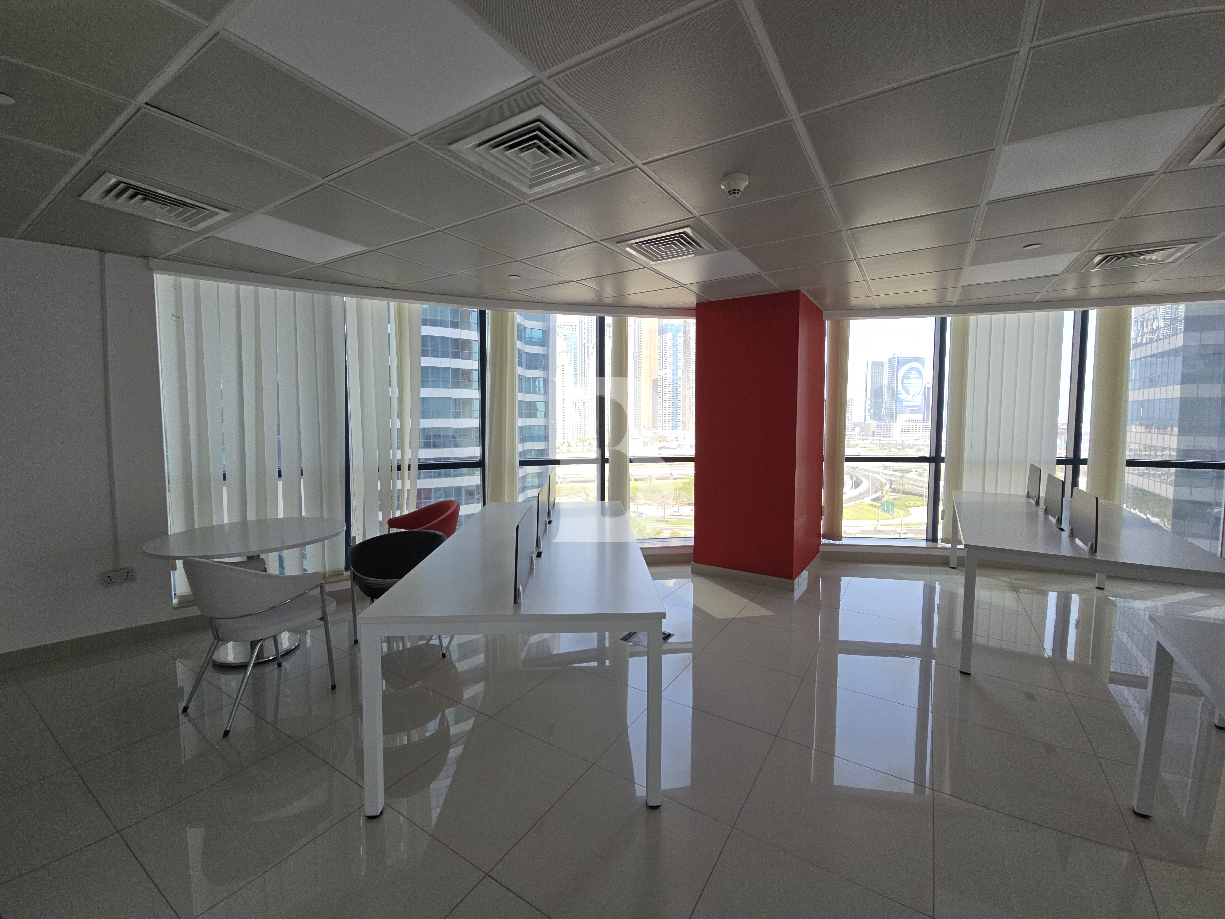 FULLY FURNISHED l OPEN LAYOUT l COMMUNITY VIEW