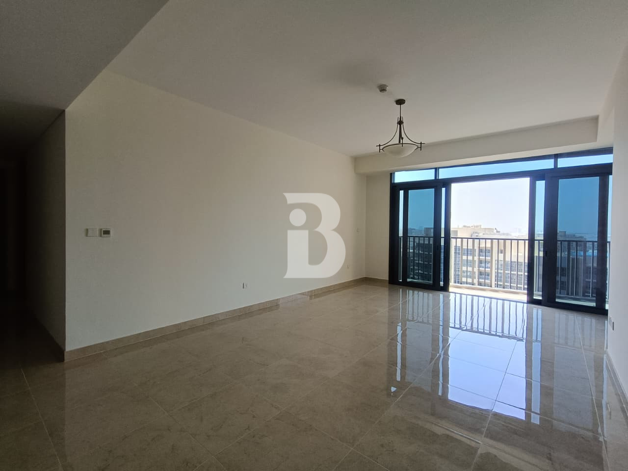 SPACIOUS I HIGH FLOOR I LUXURY