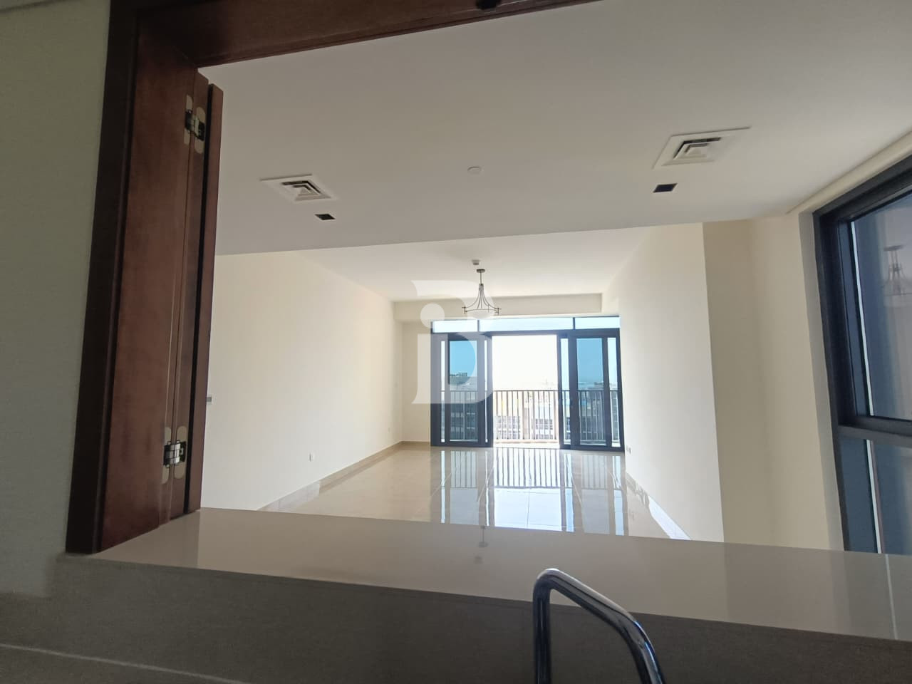 SPACIOUS I HIGH FLOOR I LUXURY