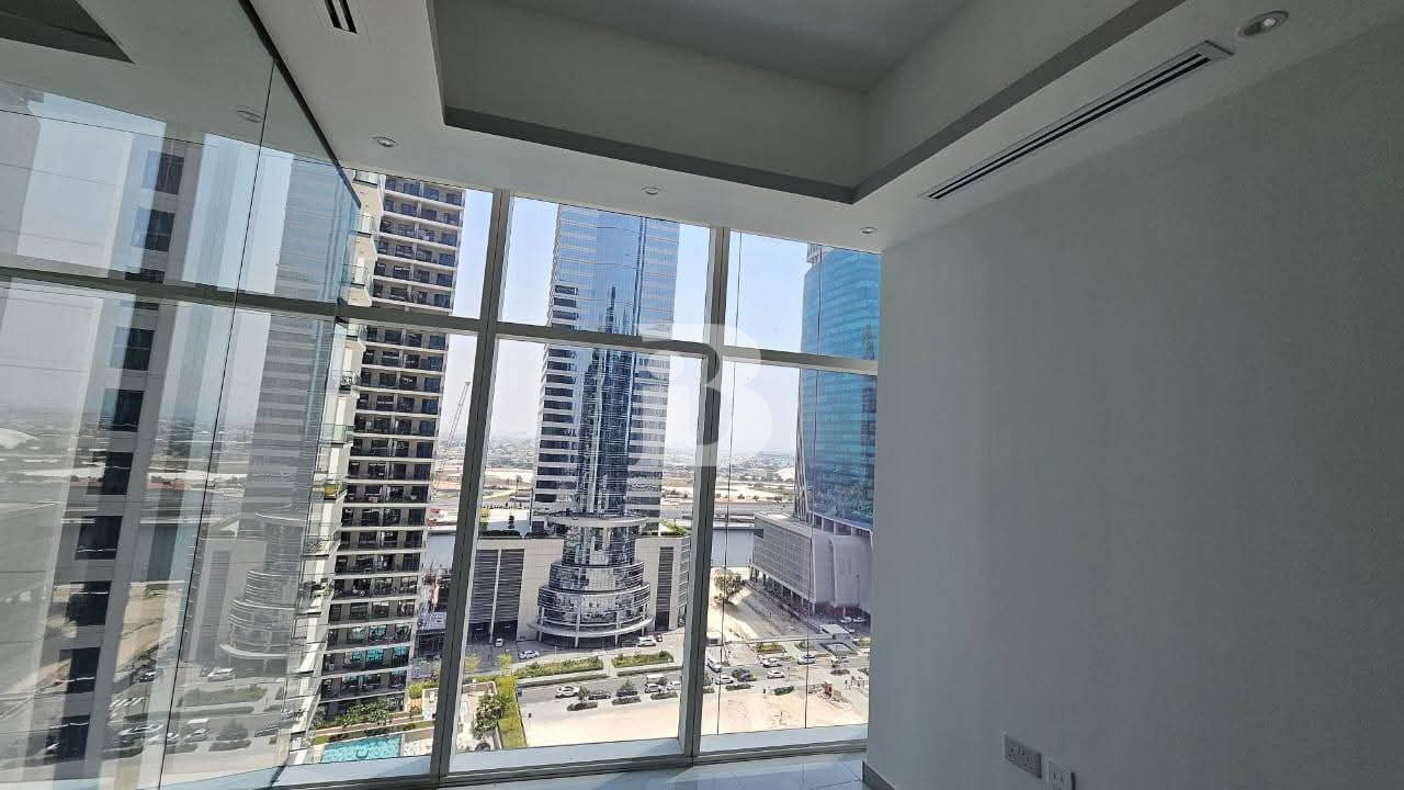 Canal View | Glass Partitions | Vacant Office