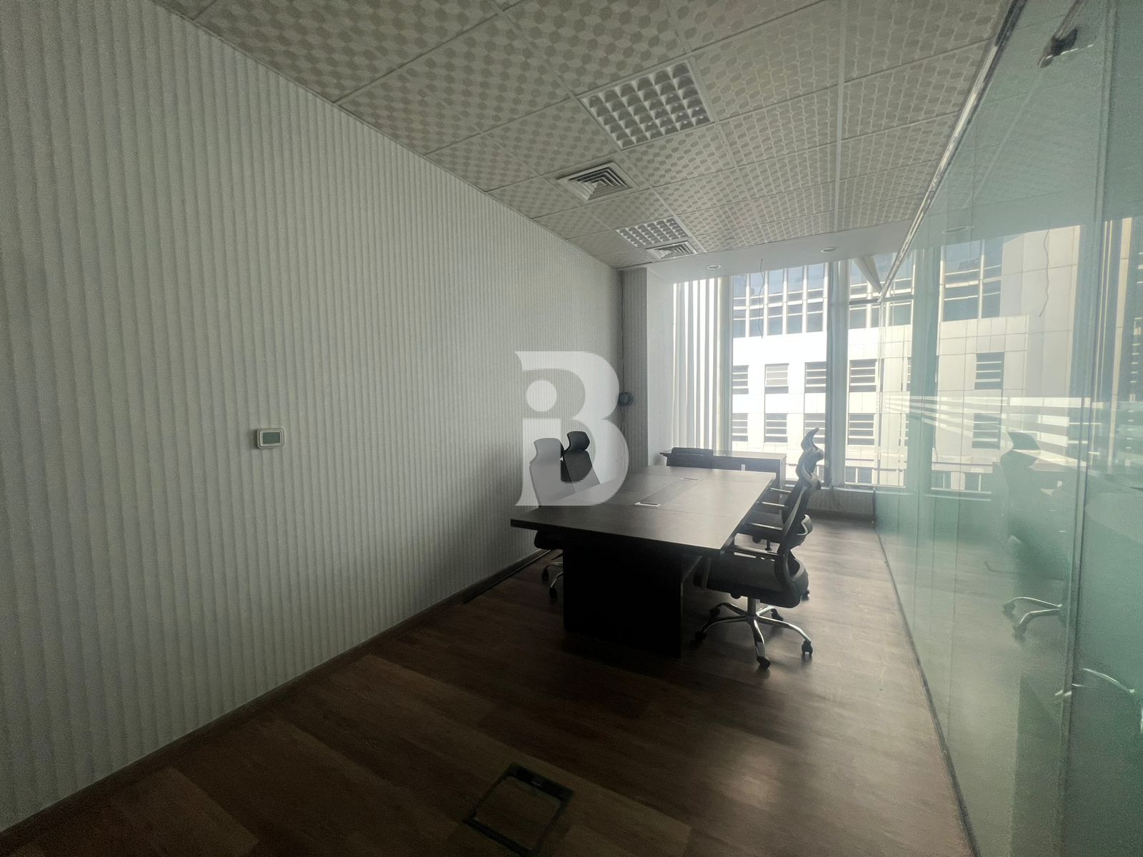 Furnished | High Floor | Close to Metro