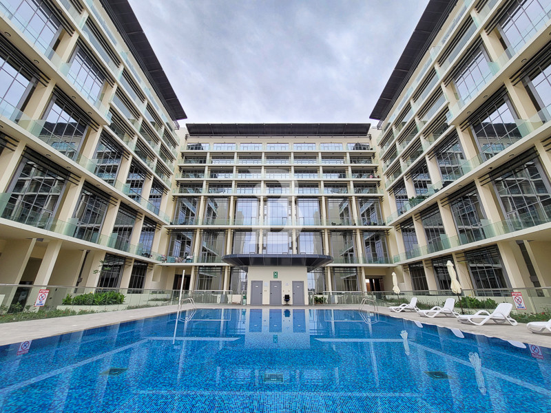 Stunning Apt | Ready to Move | Great Community