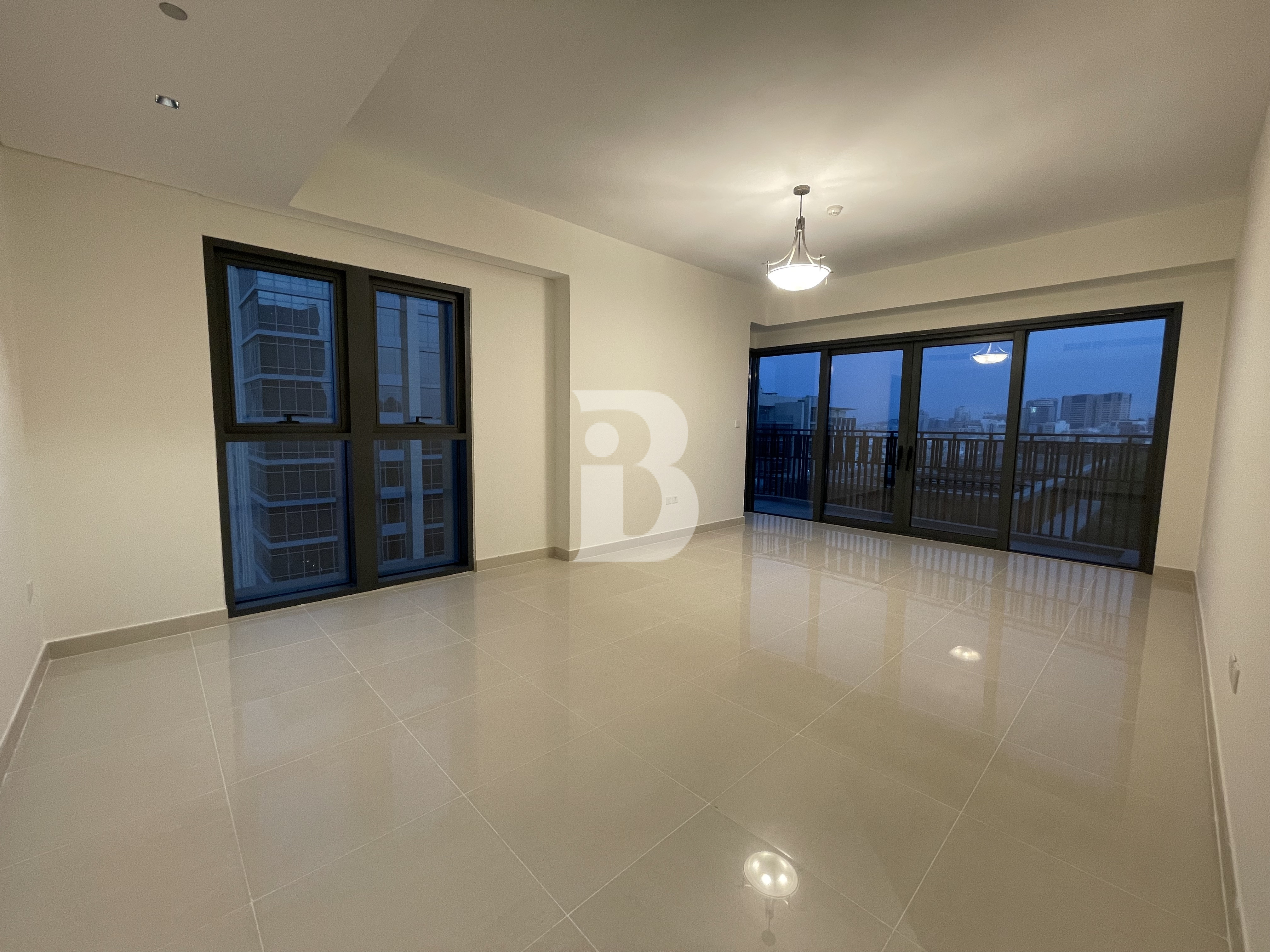 BRAND NEW BUILDIN IBURJ KHALIFA VIEWICORNER UNIT