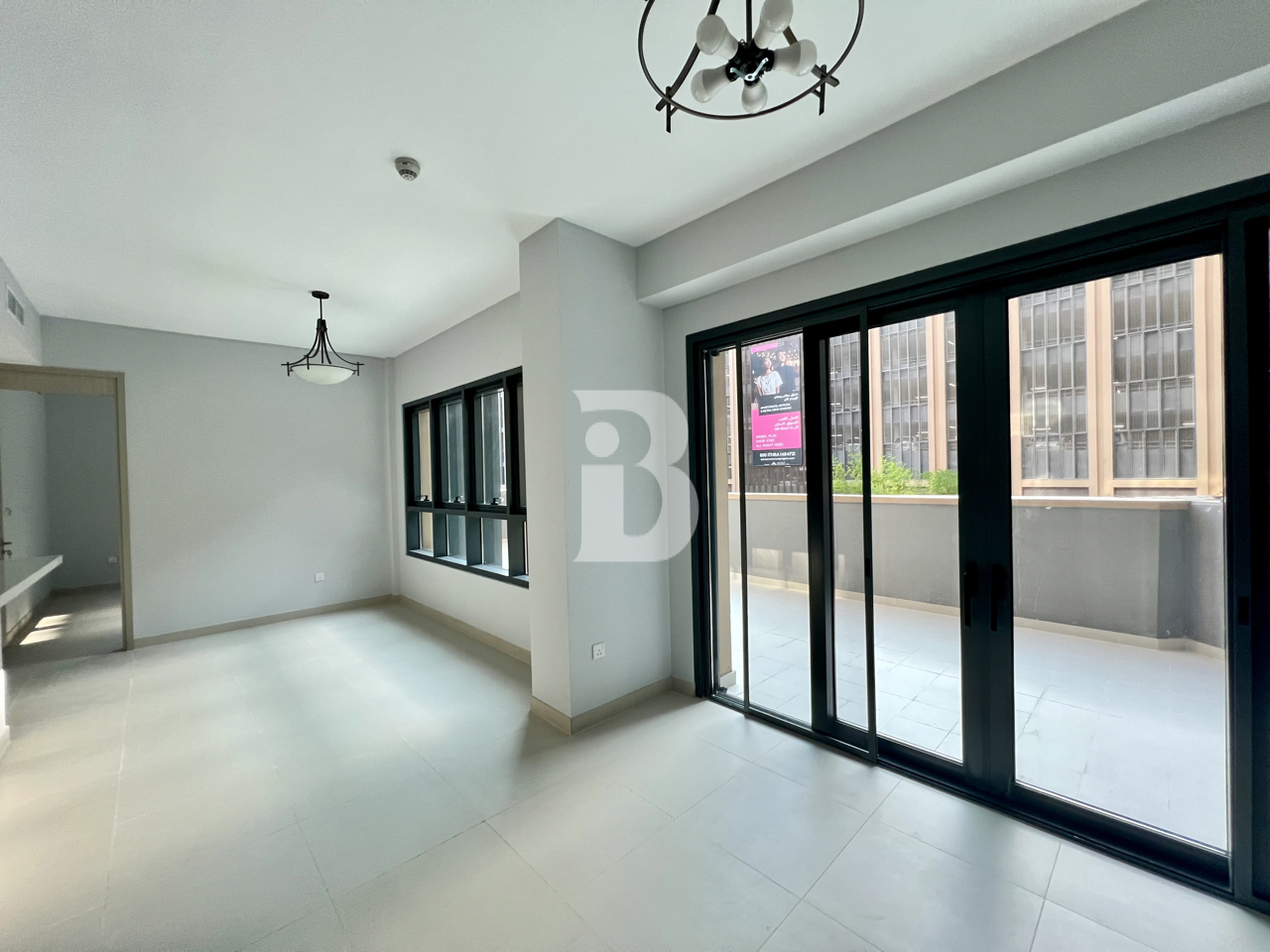 BRAND NEW I SPACIOUS I GREAT AREA