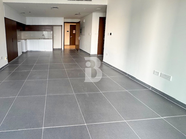 STUNNING VIEW | HIGH FLOOR | LUXURIOUS AMENITIES