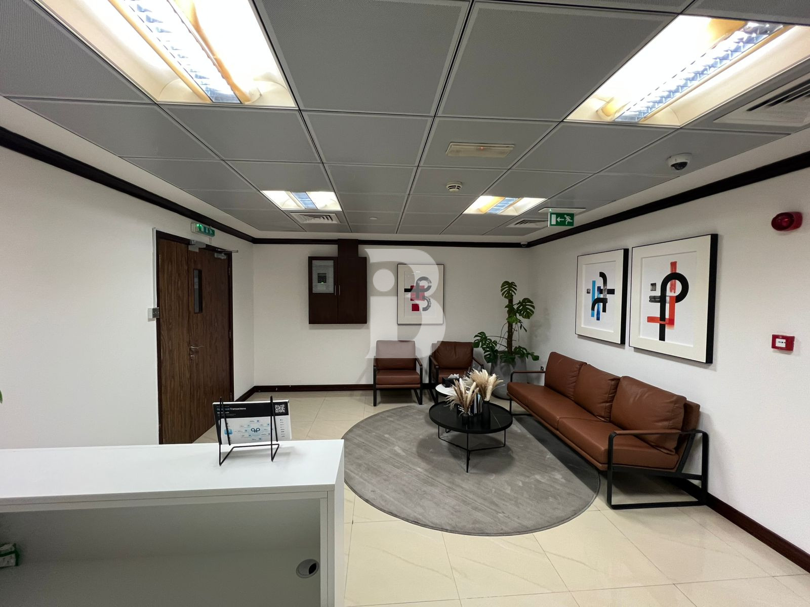 Fully Furnished |Upgraded Interiors|7 Parkings