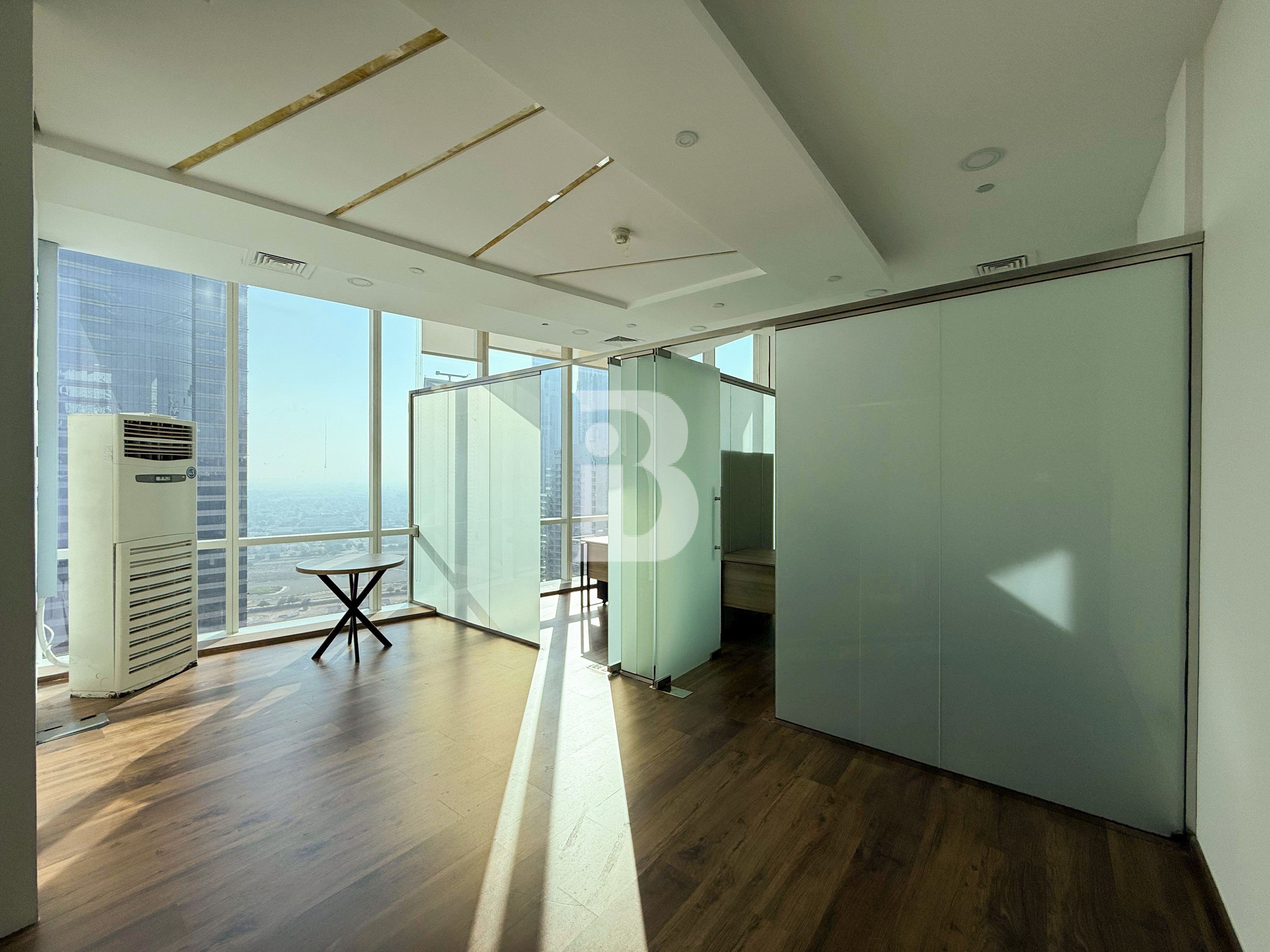 Furnished |Sky-rise View | Ready to move