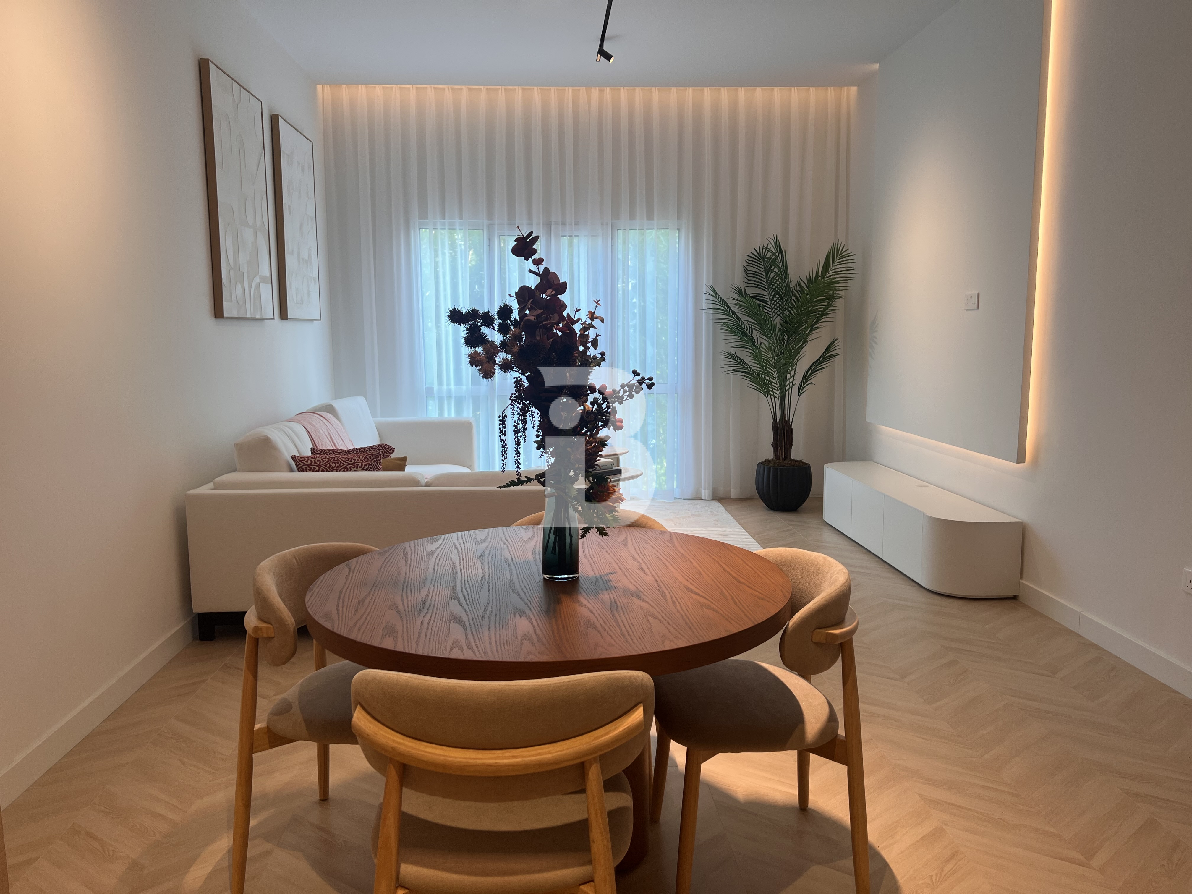 NEAR METRO | FULLY FURNISHED | INVESTORS DEAL