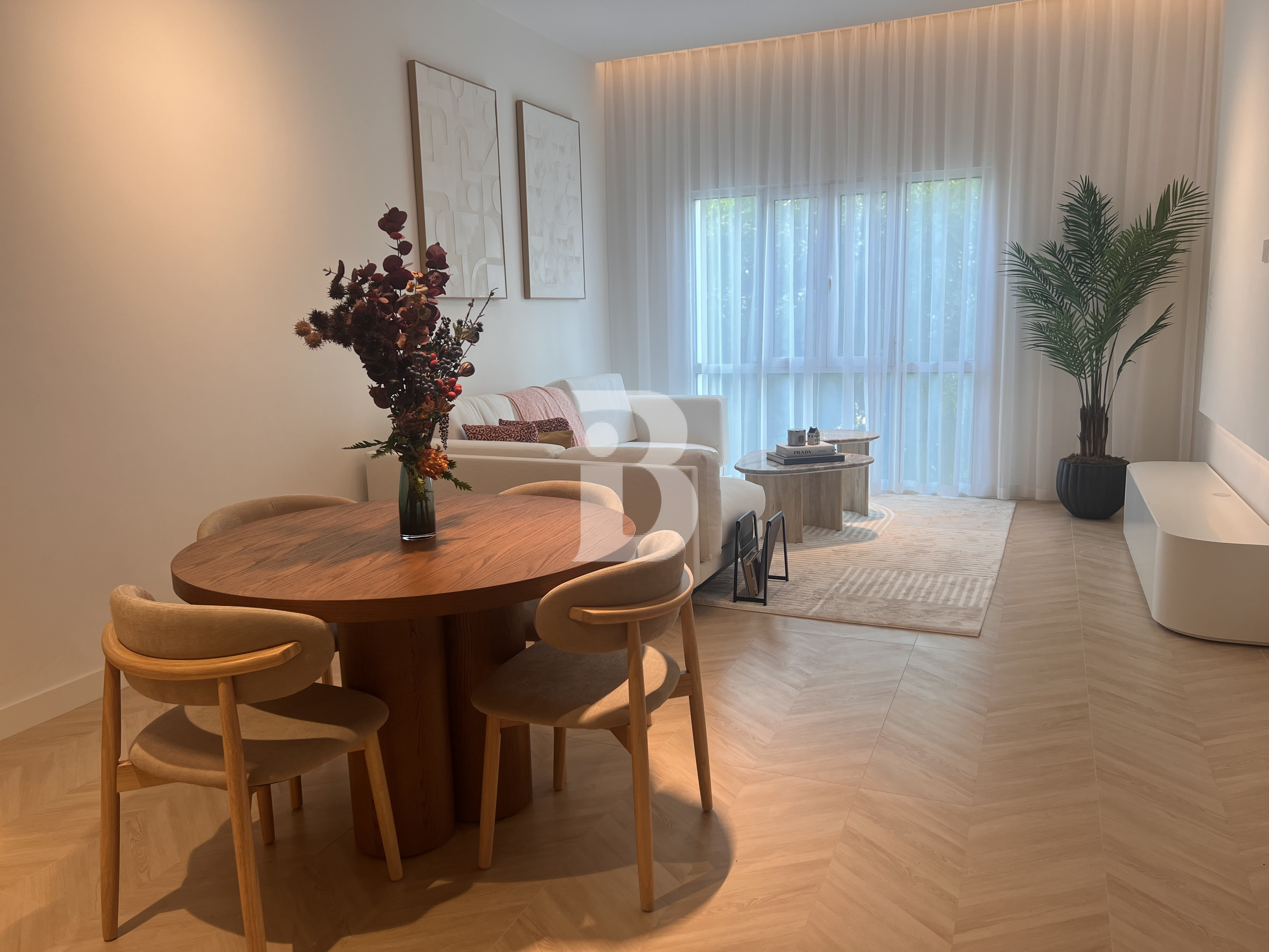 NEAR METRO | FULLY FURNISHED | INVESTORS DEAL