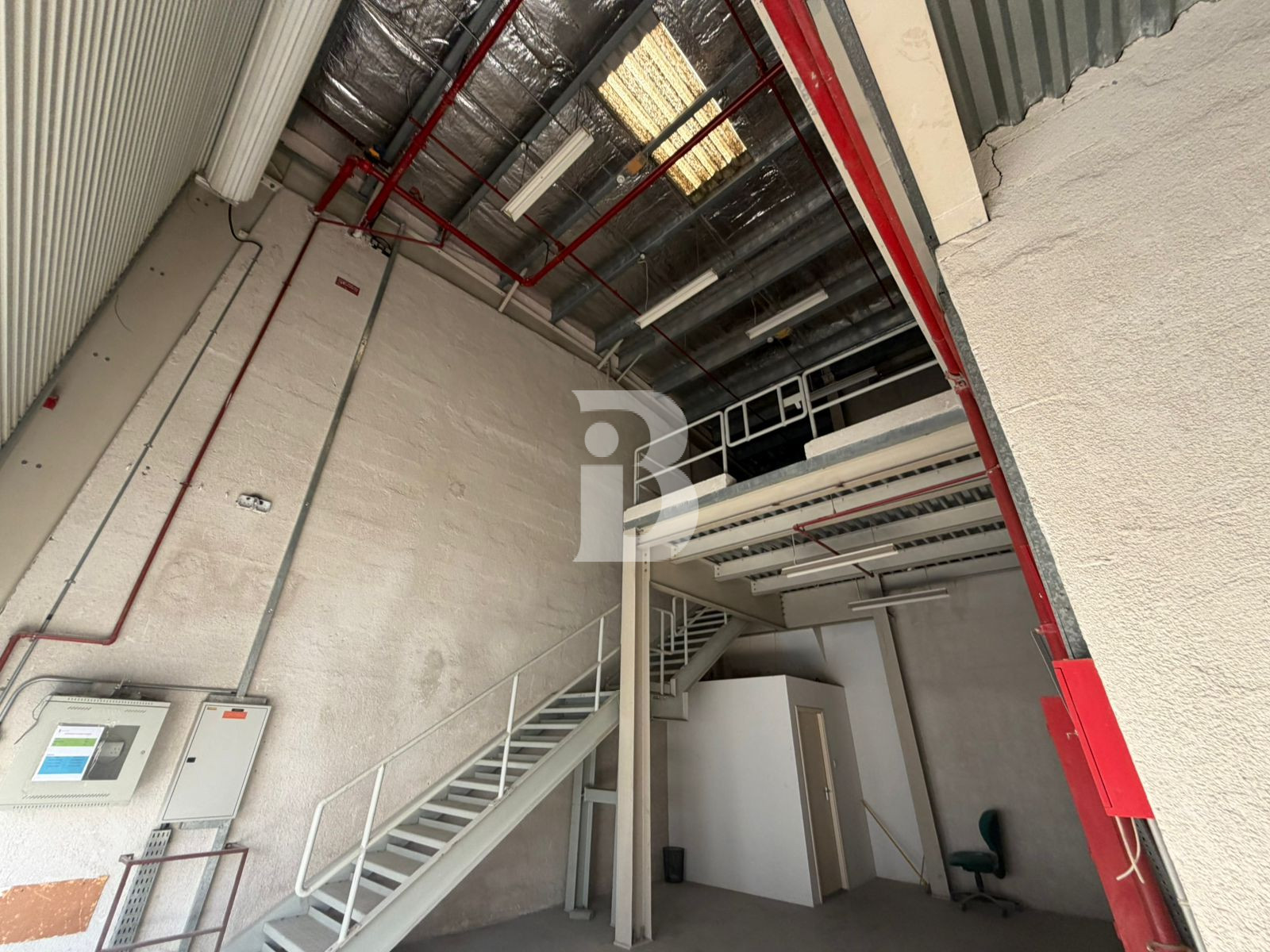 42 KW 1500 sqft Warehouse in Jebel Ali