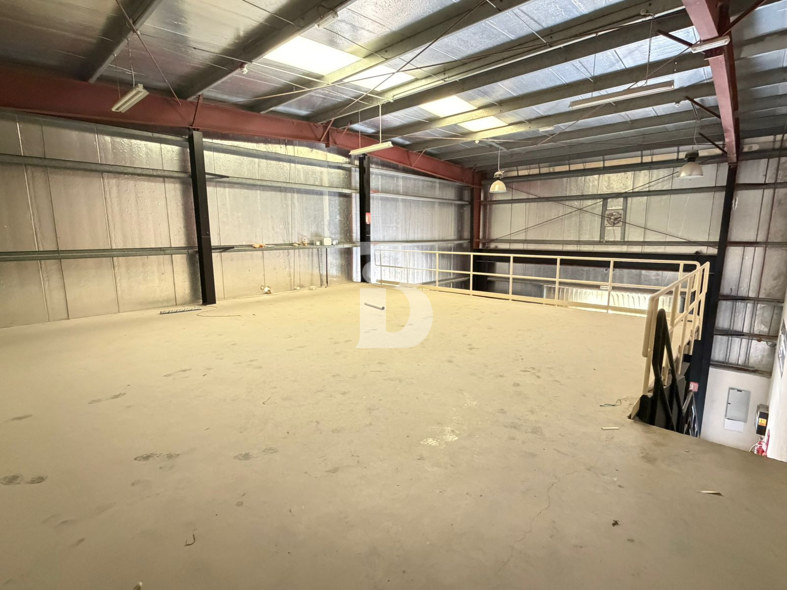 100 KW Power 5000 sqft Warehouse in DIP