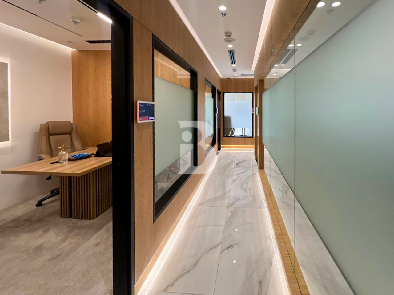 PRIME FURNISHED | BURJ VIEW | LARGE LAYOUT