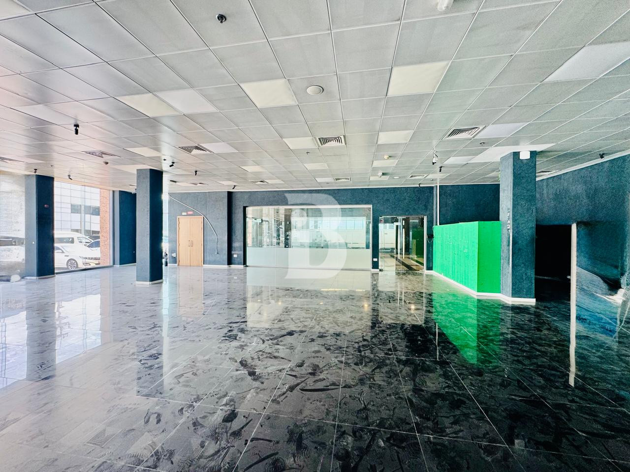 Showroom | Behind Sheikh Zayed Road | Road Facing