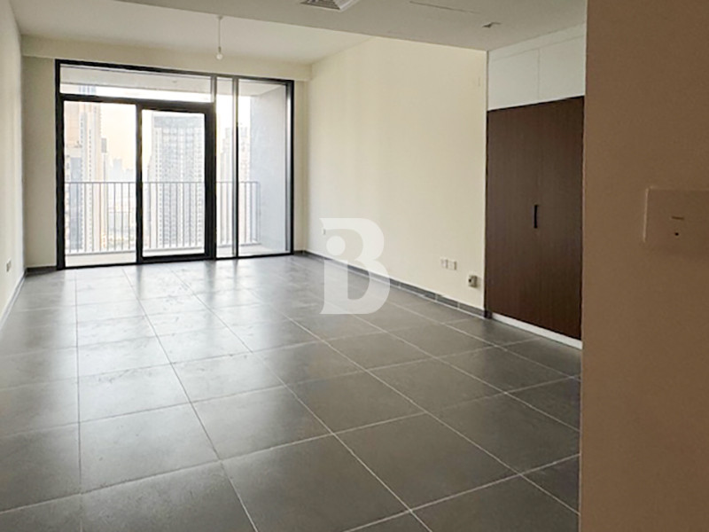 STUNNING VIEWS | HIGH FLOOR | LUXURIOUS AMENITIES