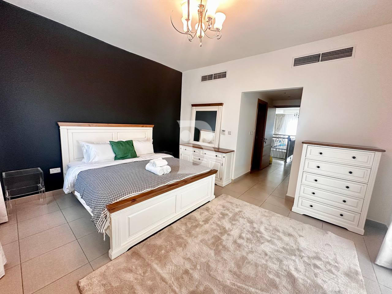 Family Room on First Floor | Single Row