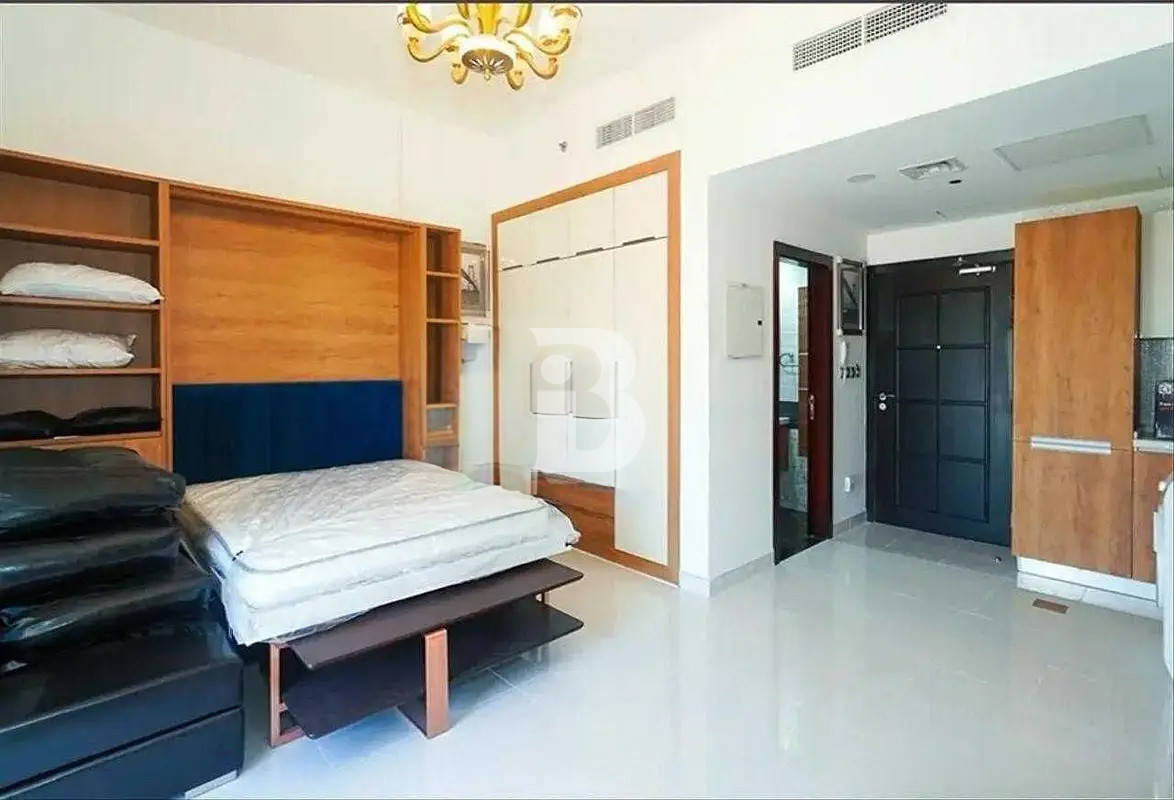 Exclusive | Contemporary Furnished Studio